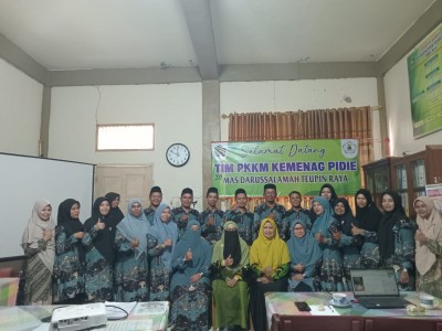 RAPAT 4